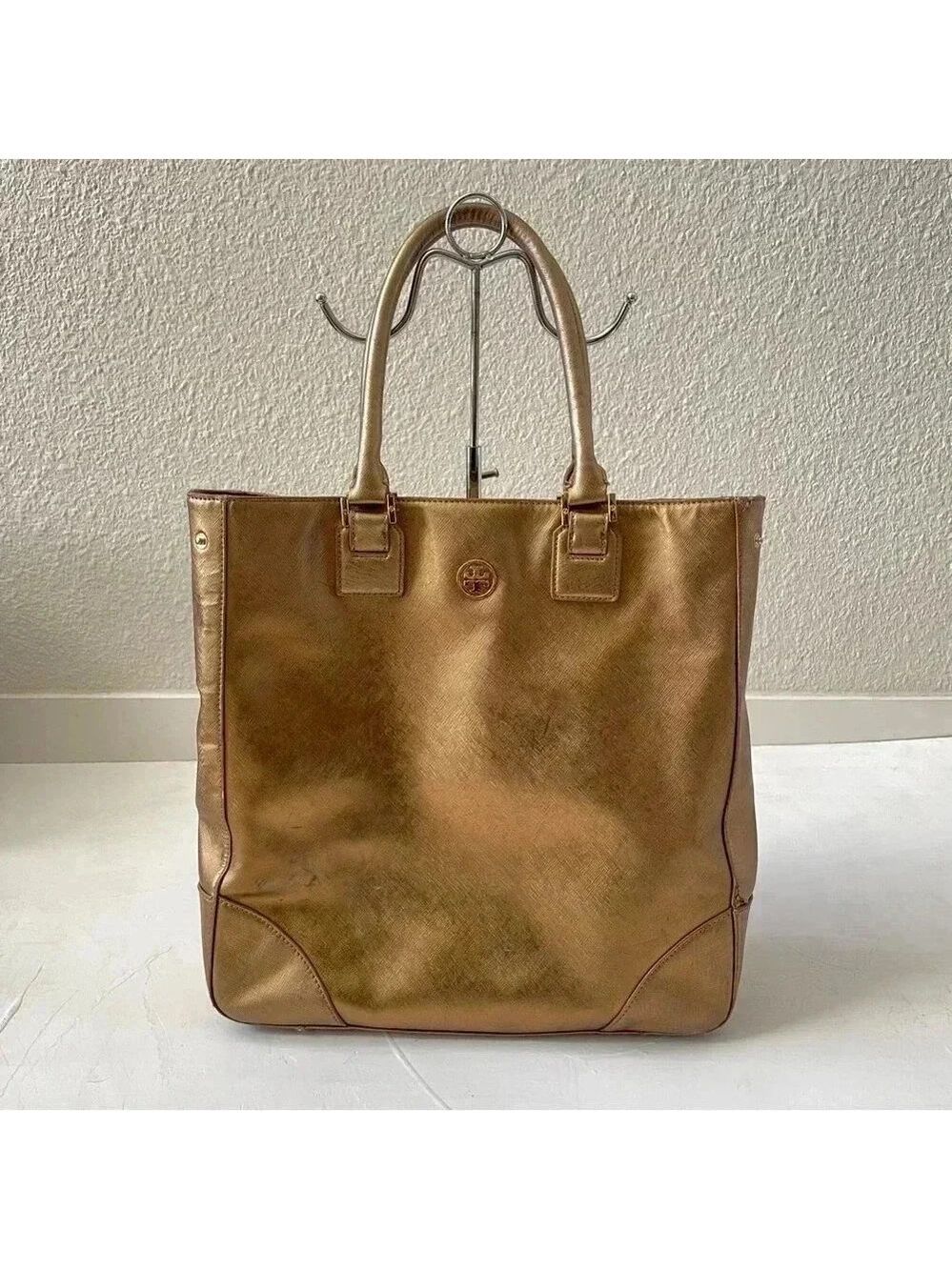 Tory Burch Robinson Gold Metallic Saffiano Mirror Tote Purse